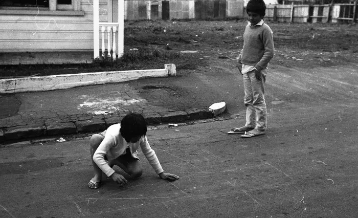 Hopscotch, Linda McGrath