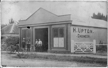 Image: H Upton - Engineer