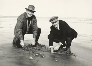 Image: Jim Taaffe & Jack Scott, Minister of Marine