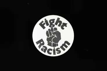 Image: Badge, "Fight Racism"