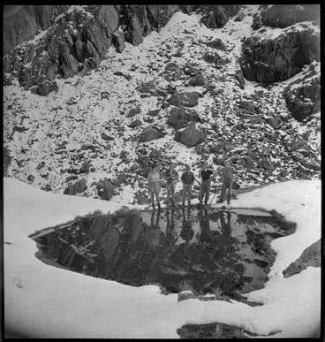 Westland tramping trip, 1950 Image: Westland tramping trip, 1950