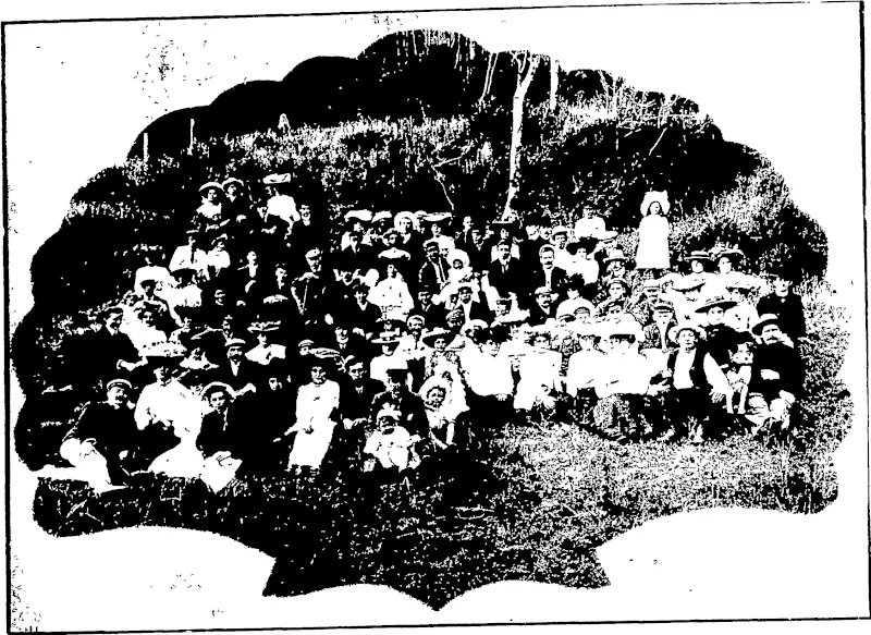 THE THORNDON DINGHY CLUB'S ANNUAL PICNIC AT LOWRY BAY. (New Zealand Free Lance, 26 March 1904)