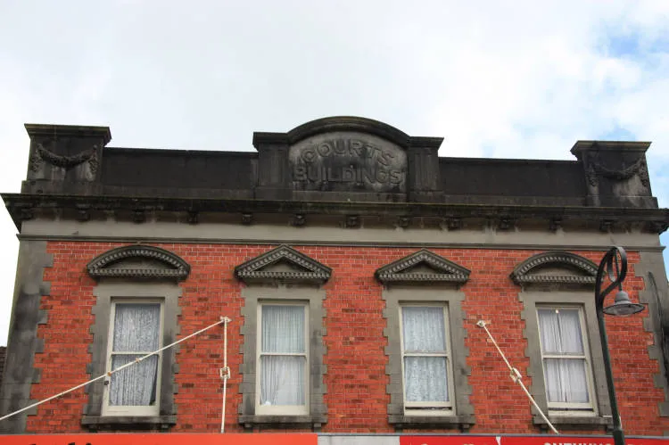 Courts Buildings, Onehunga Mall, 2009
