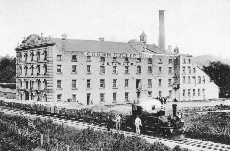 Meek's Mill & small locomotive train