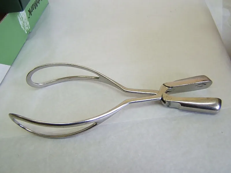Midwifery forceps
