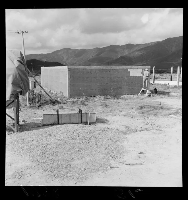 A 'mud' house being constructed in Wainuiomata
