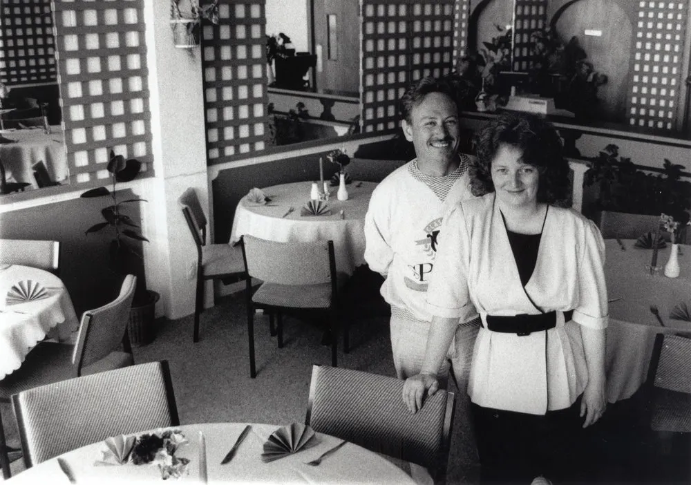 Lambregts German restaurant opens