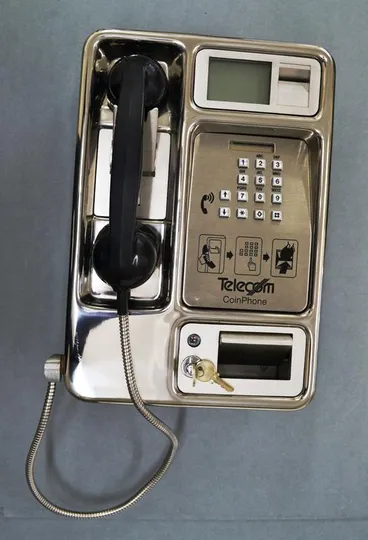 Telephone Coin Operated Pay Phone Image: Telephone Coin Operated Pay Phone