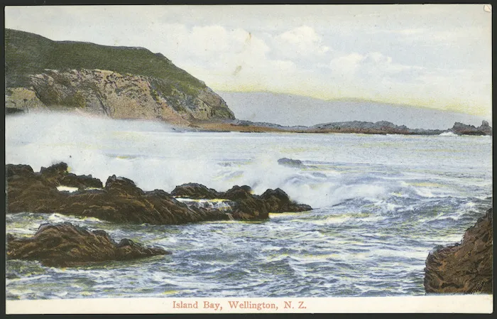 Postcard. Island Bay, Wellington, N.Z. New Zealand postcard (carte postale). 95944. [ca 1905-1914].