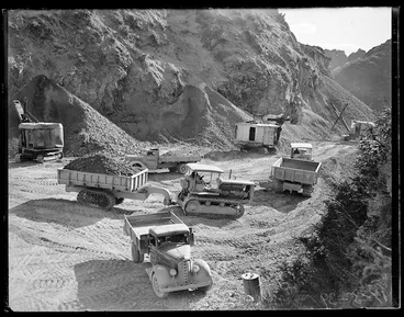 Image: Excavators, bulldozers and trucks assembled at Ngauranga Gorge