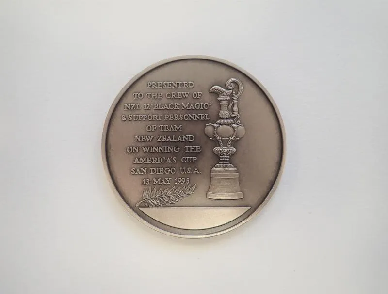 Medal: New Zealand America's Cup medallion 1995