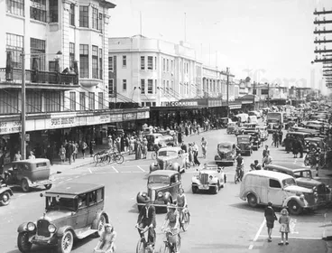 Image: Cars in Hamilton