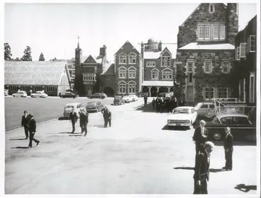 Image: Schools - Secondary - Christ's College