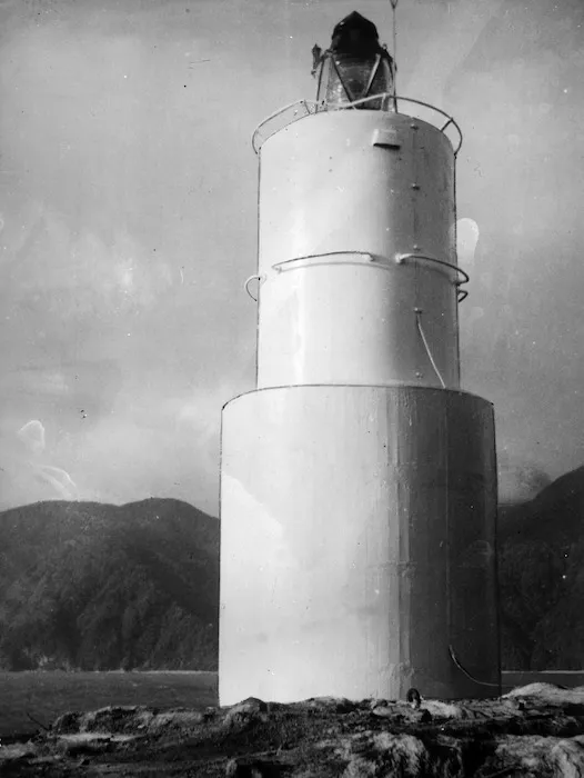 Lighthouse on St Anne Point, at the entrance to Milford Sound