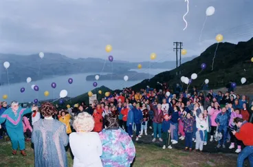 Suffrage Day 1993, Bridle Path Walk, Christchurch Image: Suffrage Day 1993, Bridle Path Walk, Christchurch