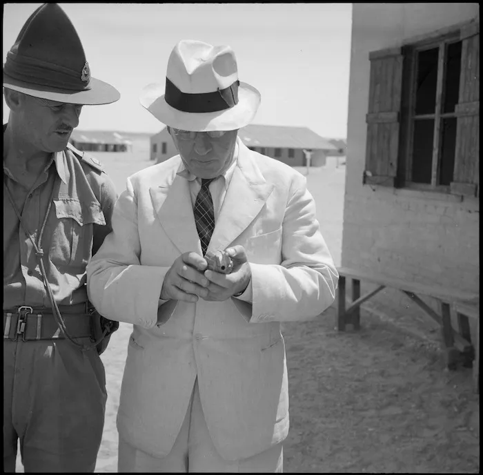 Major A R Cockerill and Prime Minister Peter Fraser at the NZ Infantry Training Depot, Maadi