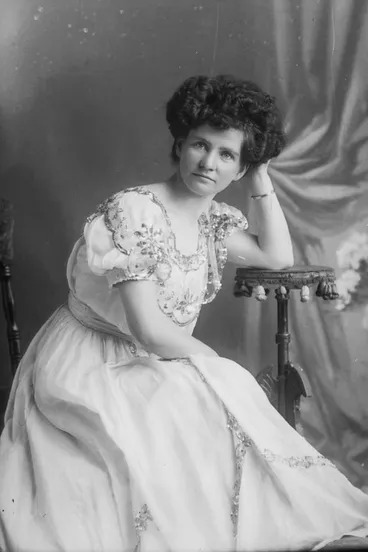 Image: Miss Nicholson, 1909