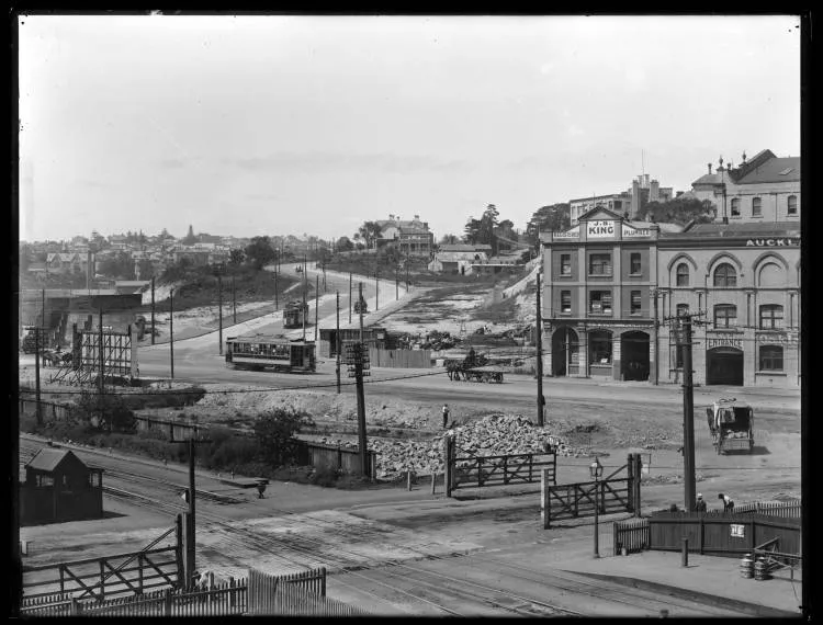 Anzac Avenue and Beach Road, Auckland Central, 1921
