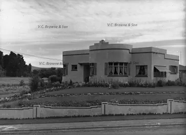 Image: House (PB0414/5)