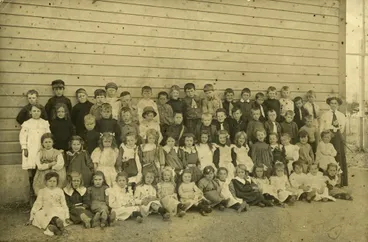 Image: Upper Hutt Primary School; class photo, 1915; junior pupils and teacher.