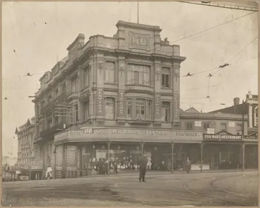 Image: Hallenstein Brothers branch premises, Karangahape Road