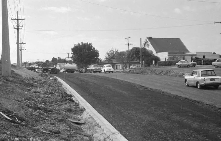 West Coast Road, Glen Eden.