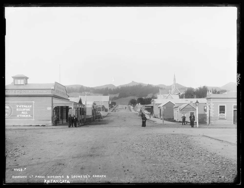 Exmouth Street, from Hitchons and Souness's Corner, Kaitangata