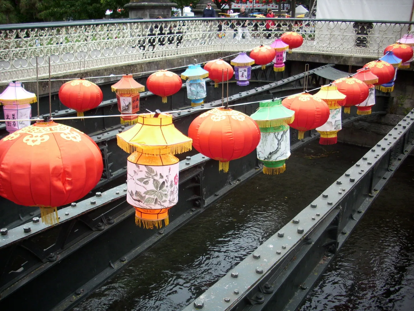 Lanterns over Victoria Street bridge
