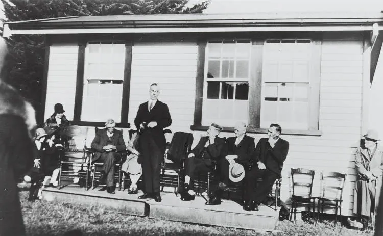 The Minister speaks, Manurewa School, 1930.
