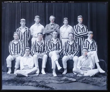 Image: Glass Plate Negative: Christ's College, Cricket Eleven, 1912