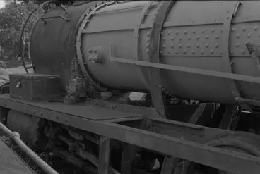 Image: Photograph of L type locomotive