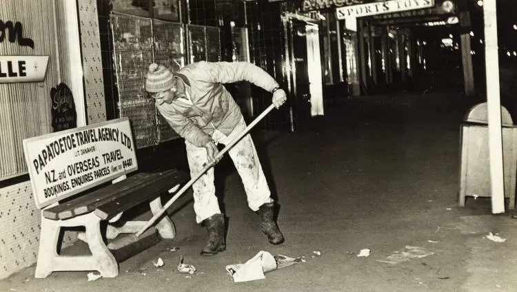 Street sweeper, Papatoetoe, 1966
