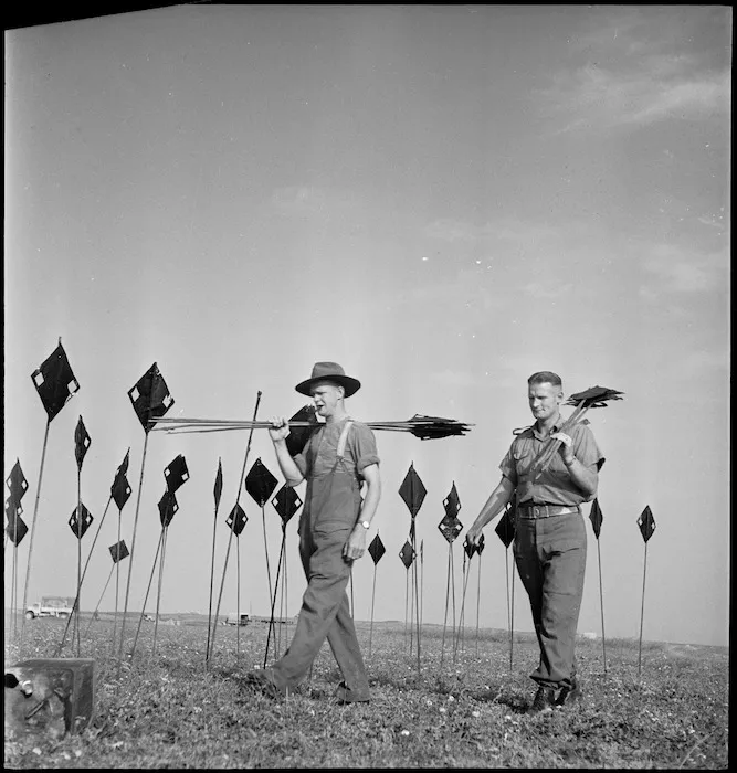 Divisional Provost preparing diamond signs, Tunisia - Photograph taken by M D Elias