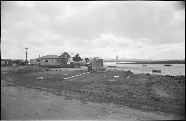 Pumping station, Kiwi Esplanade, 1964