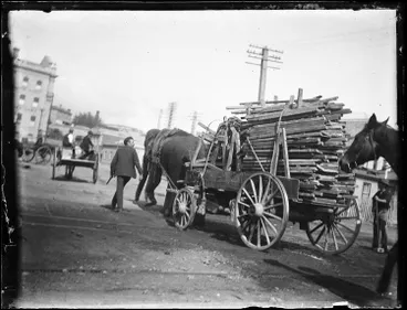 Image: Elephant pulling a cart