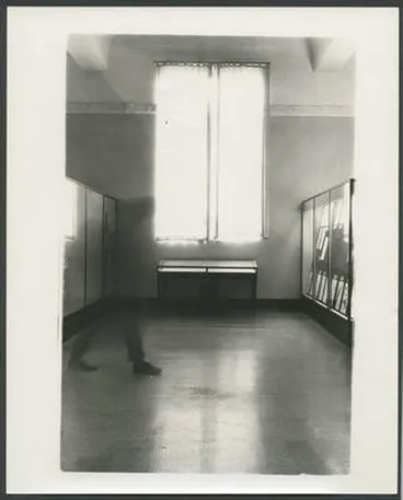 Image: [Ghost in the galleries]