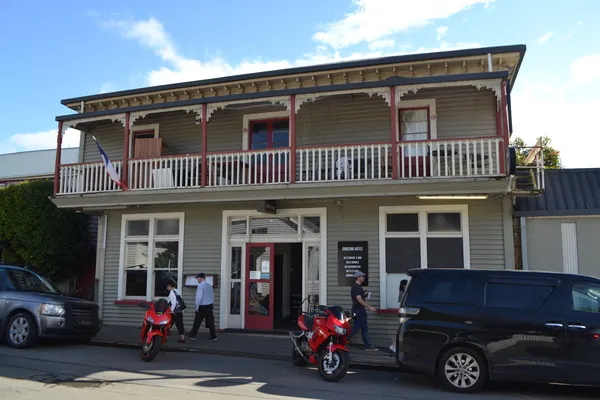 Madeira Hotel in Akaroa