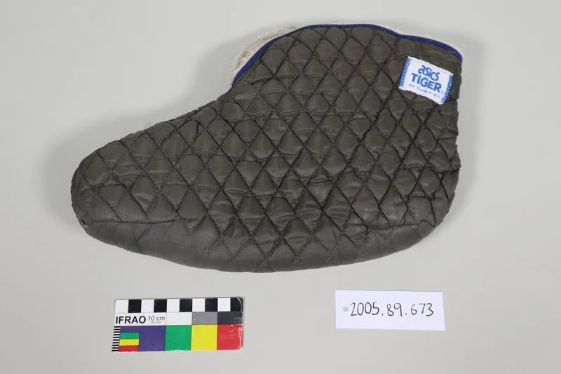 Boot Liner: Mukluk
