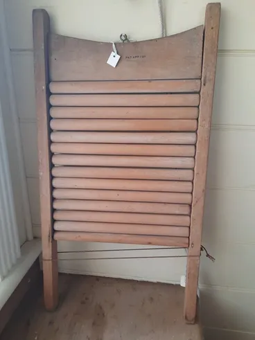 Image: Wooden washing board