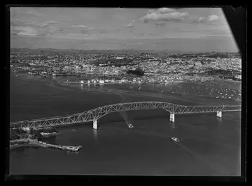 Image: Auckland Harbour Bridge