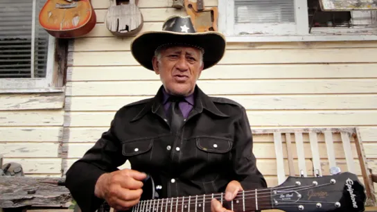 Loading Docs 2014 - The Road to Whakarae