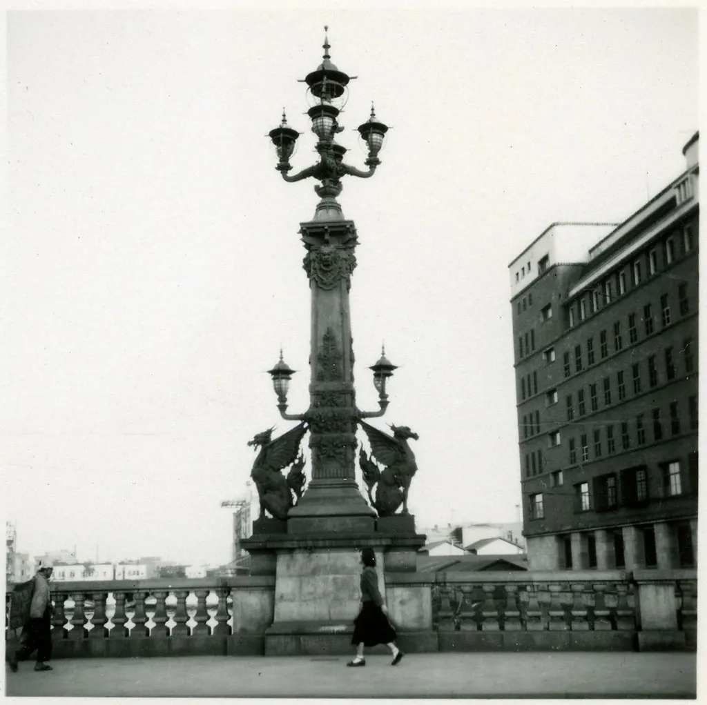 Dragons on the bridge