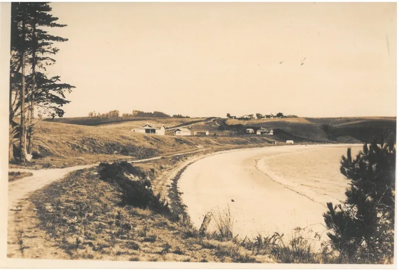 Little Bucklands Beach