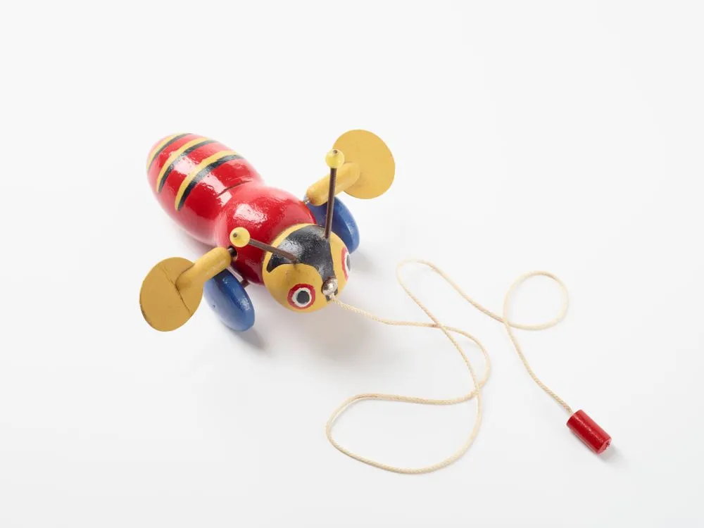 Toy, 'Buzzy Bee'