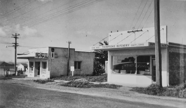 Neighbourhood shops, Papatoetoe, 1954