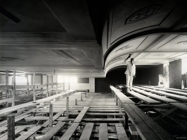 Painting the interior of Dunedin Town Hall