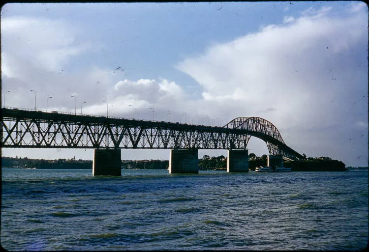 Auckland Harbour Bridge, 1959