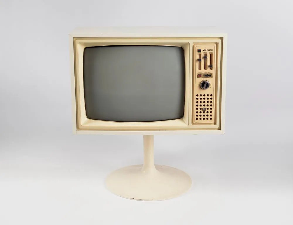 Television set