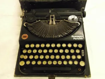 Image: Typewriter - Remington Portable In Case