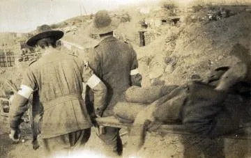 Evacuating wounded [Gallipoli] : digital image